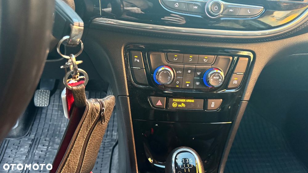 Opel Mokka 1.6 Active S&S - 11