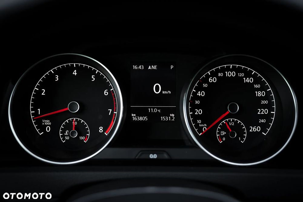 Volkswagen Golf Variant 1.4 TSI BlueMotion Technology DSG Highline - 32