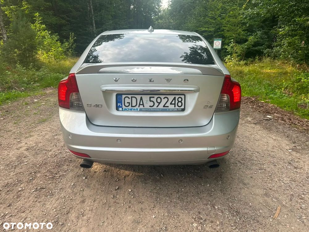 Volvo S40 D3 R-Design - 7