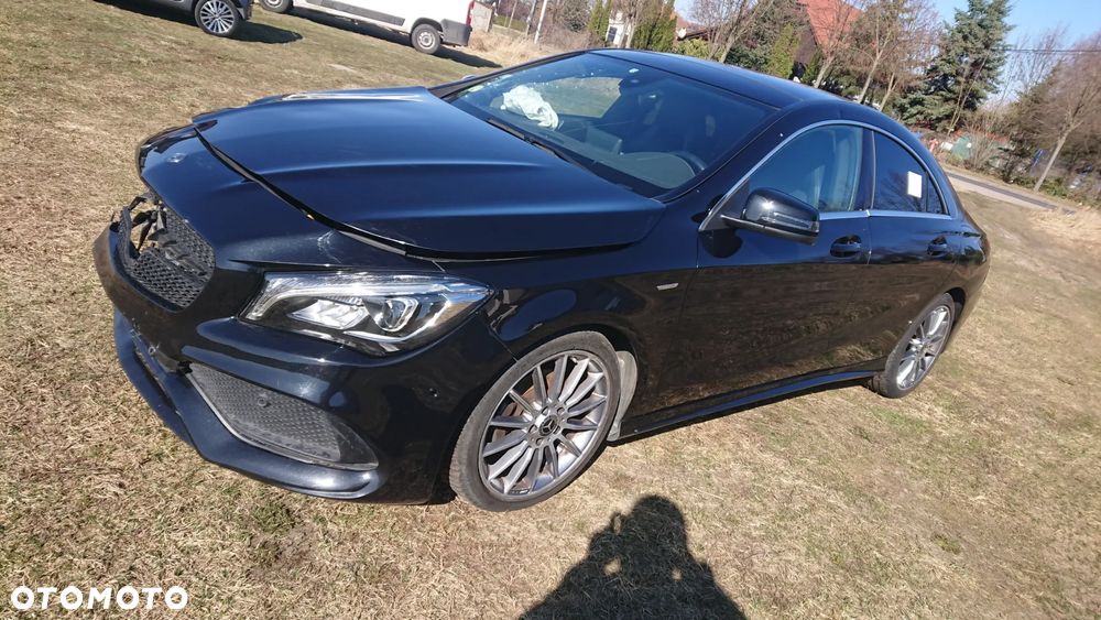 Mercedes-Benz CLA - 1