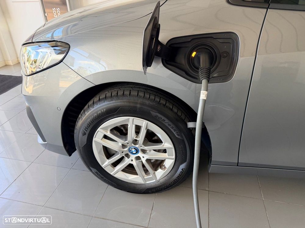 BMW 225xe Active Tourer e xDrive Edição Optimized - 12