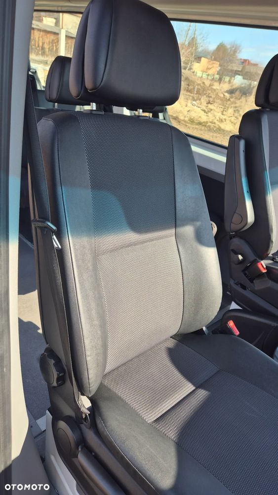 Mercedes-Benz Sprinter - 14