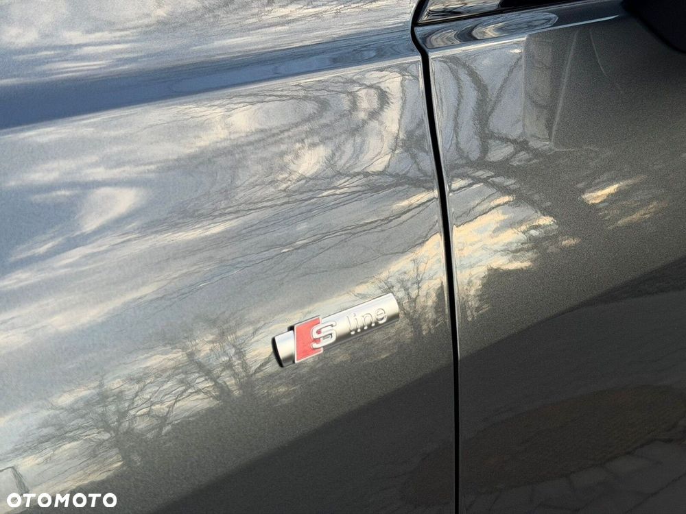 Audi A5 Limousine - 16