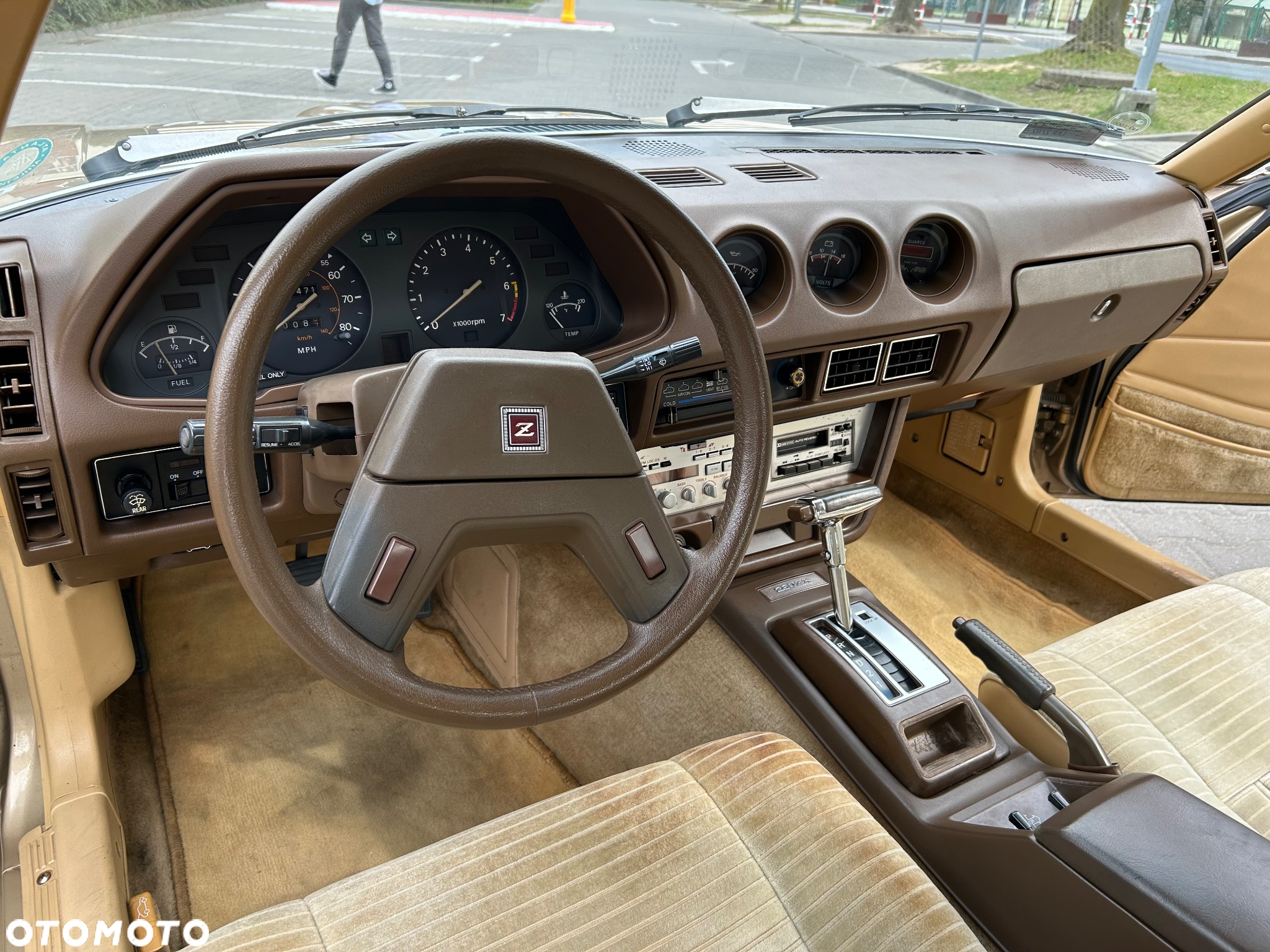 Nissan 280 ZX - 7