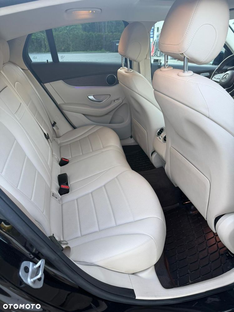 Mercedes-Benz GLC 200 4-Matic - 11