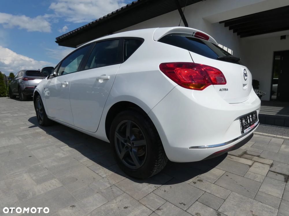 Opel Astra 1.6 Active EU6 - 13