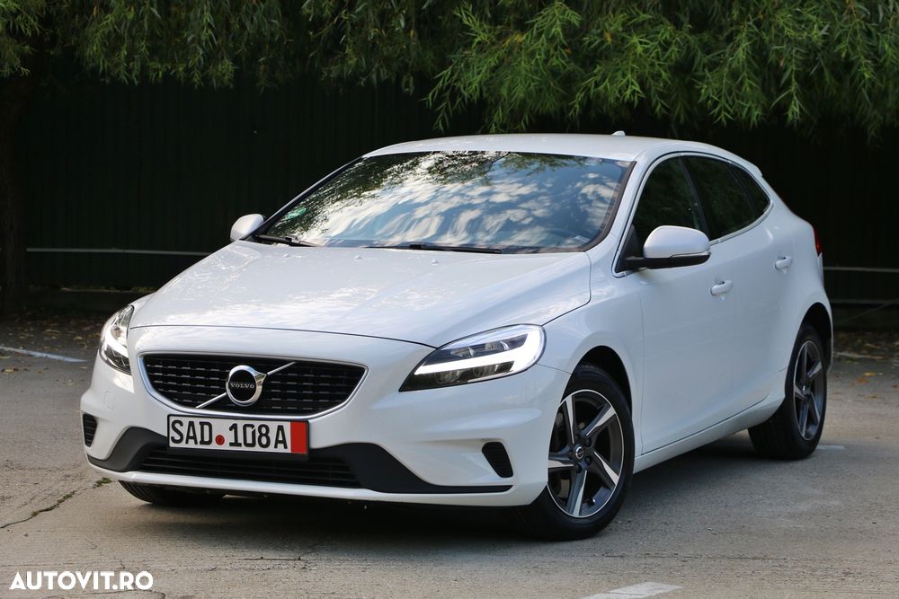 Volvo V40 D3 Aut. R-Design - 1