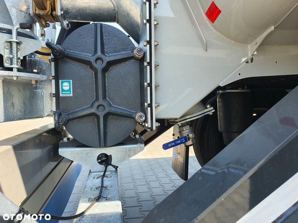 D-TEC Tanktrailer SV2006-BASIC - 12