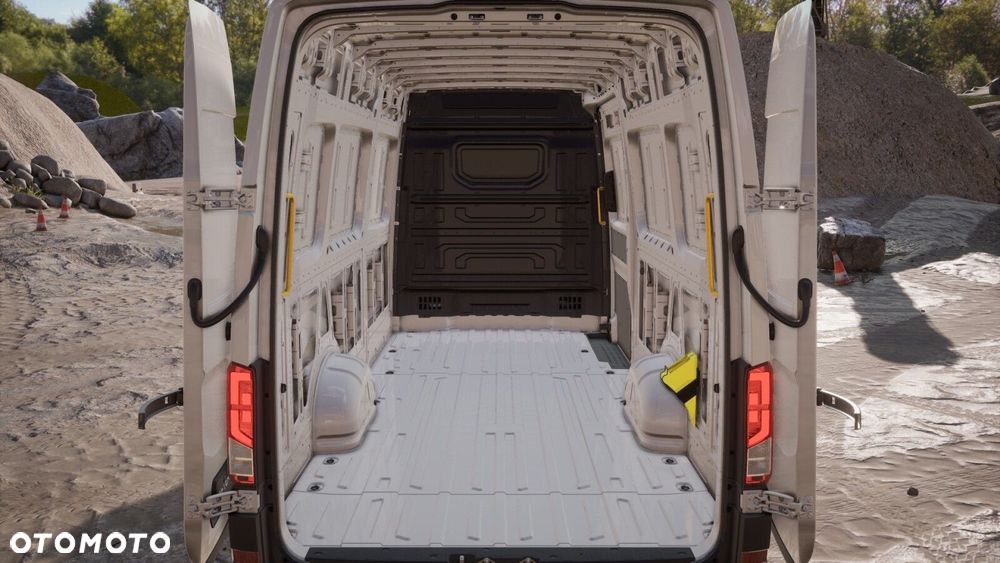 Volkswagen Crafter - 14