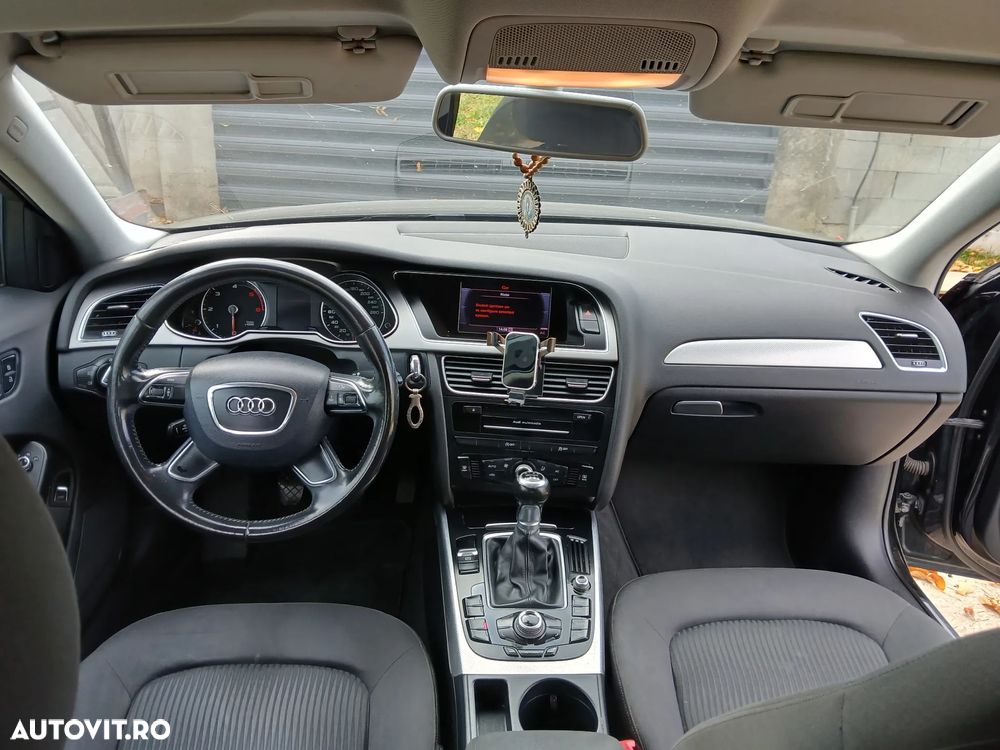 Audi A4 2.0 TDI B8 - 20