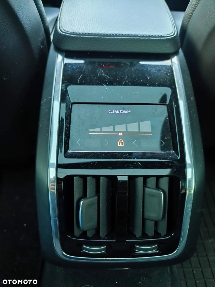 Volvo S90 T5 Momentum - 11