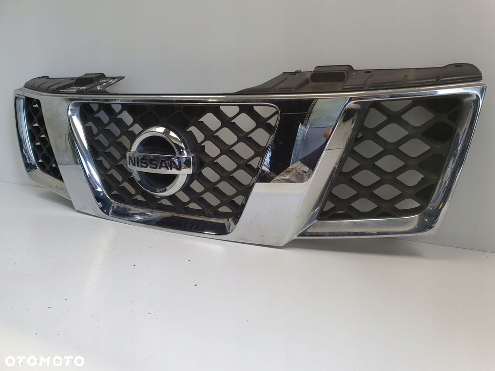 Nissan Navara III D40 Pathfinder III ATRAPA CHŁODNICY Grill gril 2310EB400 - 2