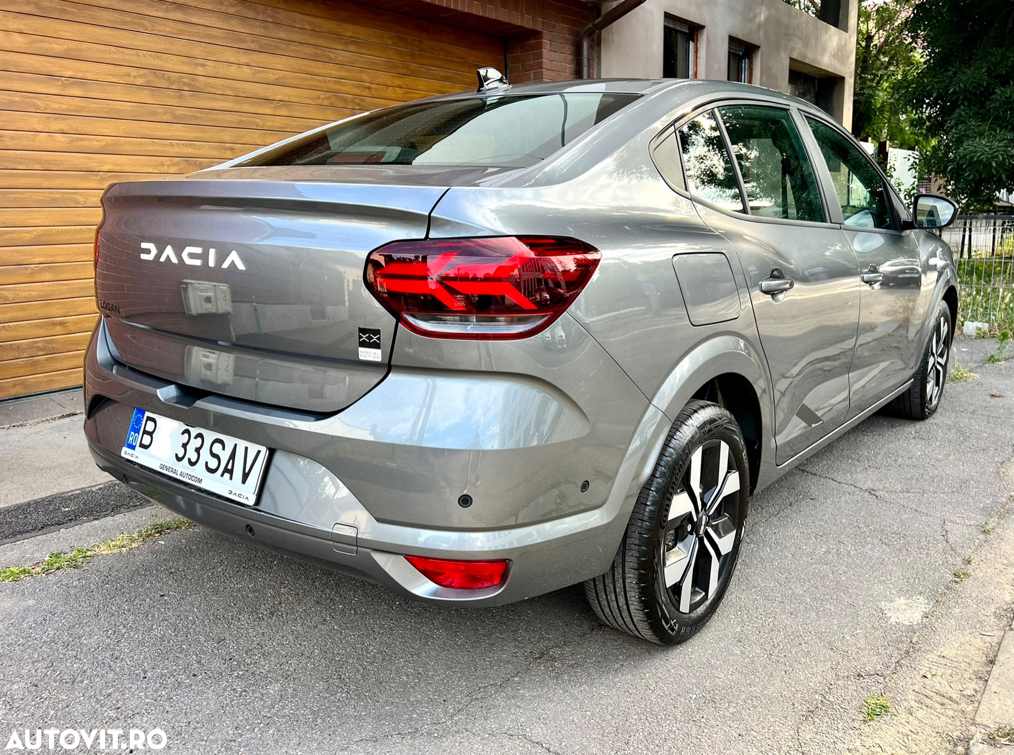 Dacia Logan ECO-G 100 MT6 XX - 4