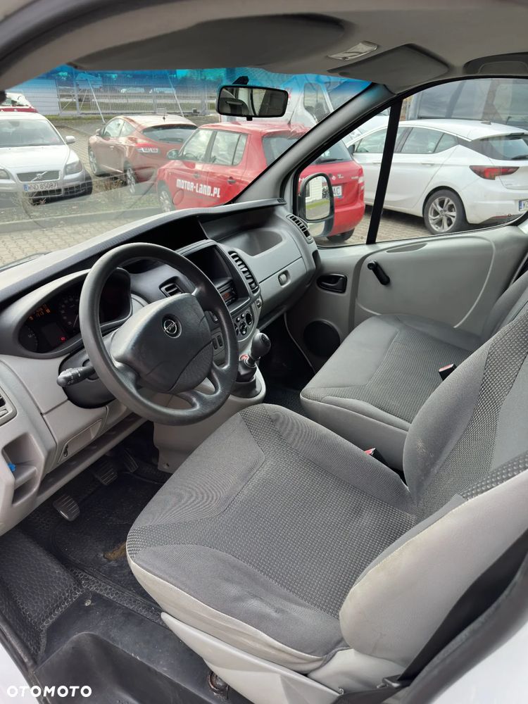 Opel VIVARO - 13