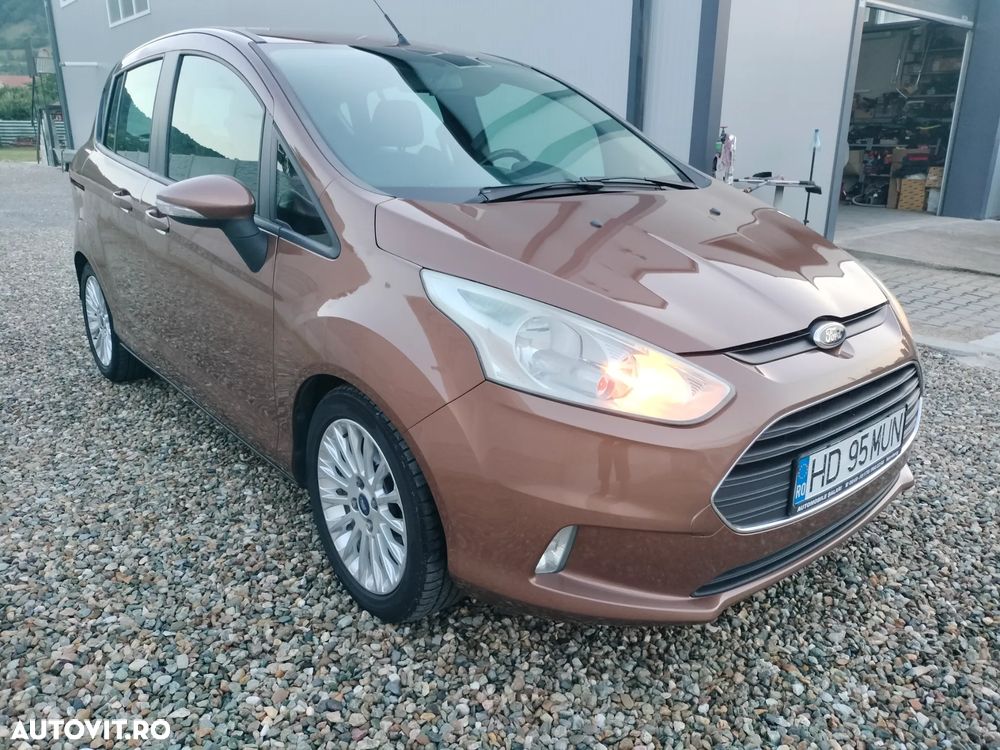 Ford B-Max 1.6 TDCi Titanium - 24