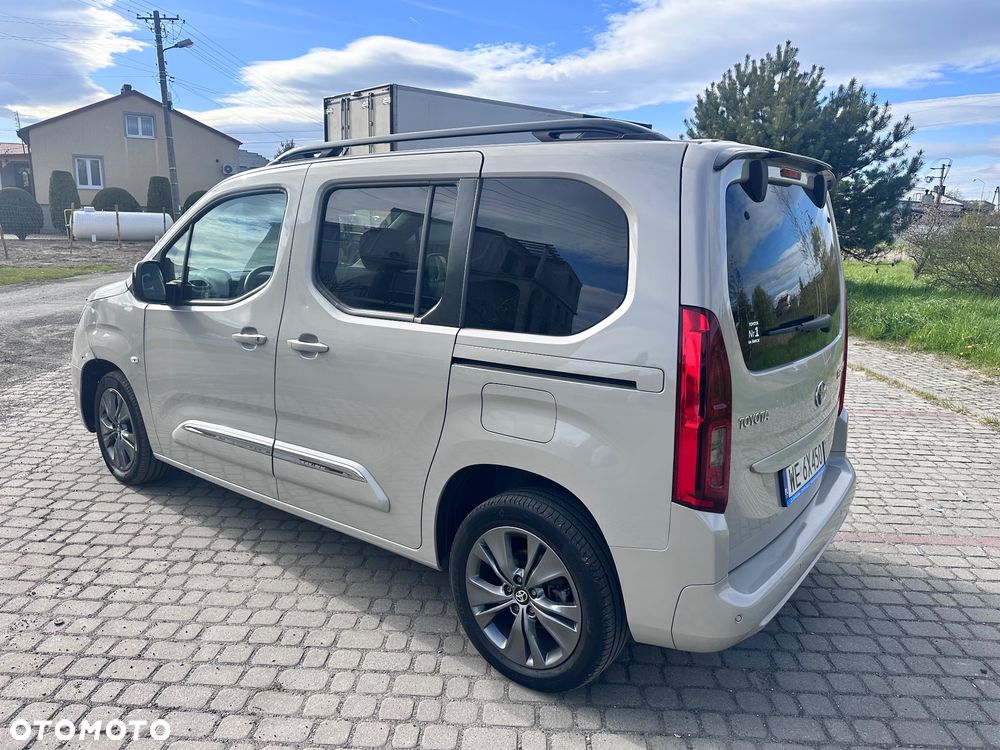 Toyota Proace City Verso 1.2 D-4T Family - 2