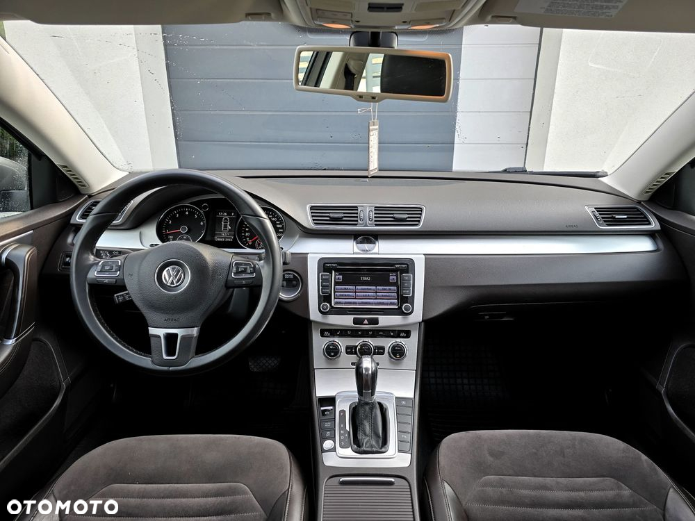 Volkswagen Passat 1.8 TSI Highline DSG - 18