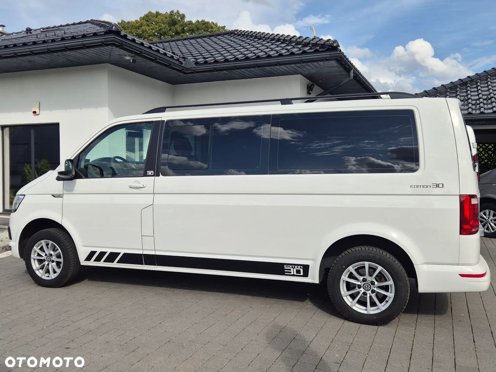 Volkswagen Caravelle 2.0 TDI L2 Comfortline 4Motion - 2