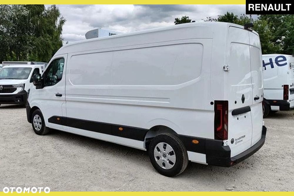 Renault Master L3H2 Izoterma AT9 2.0 170KM - 9