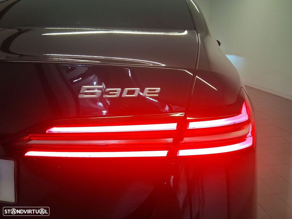 BMW 530 e Pack Desportivo M - 29