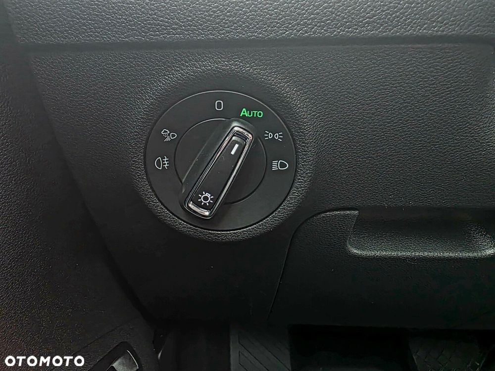 Skoda Karoq 1.5 TSI ACT 4x2 Style DSG - 11