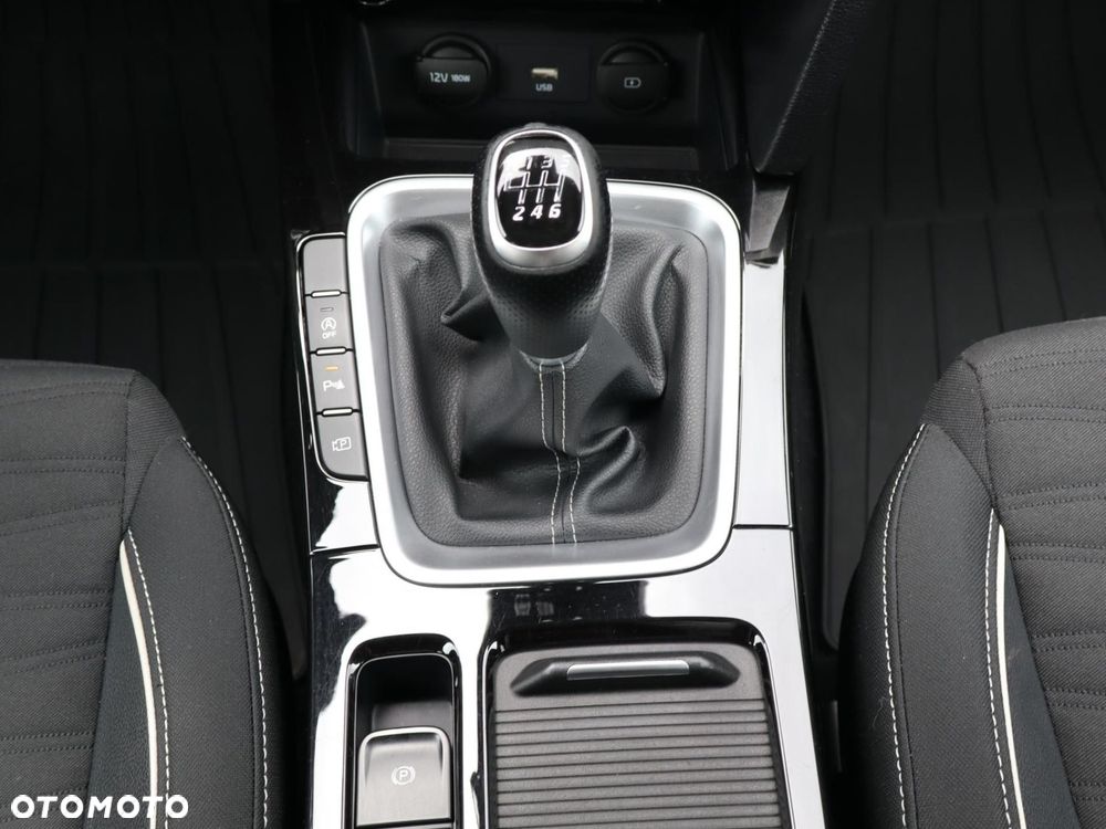 Kia ProCeed 1.5 T-GDI GT Line - 14