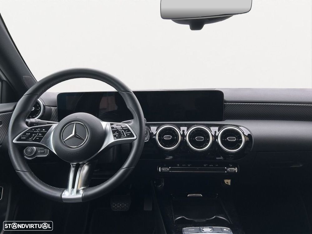 Mercedes-Benz A 180 Limousine d - 12
