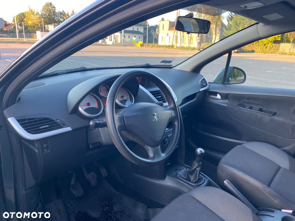 Peugeot 207 1.6 HDi - 31