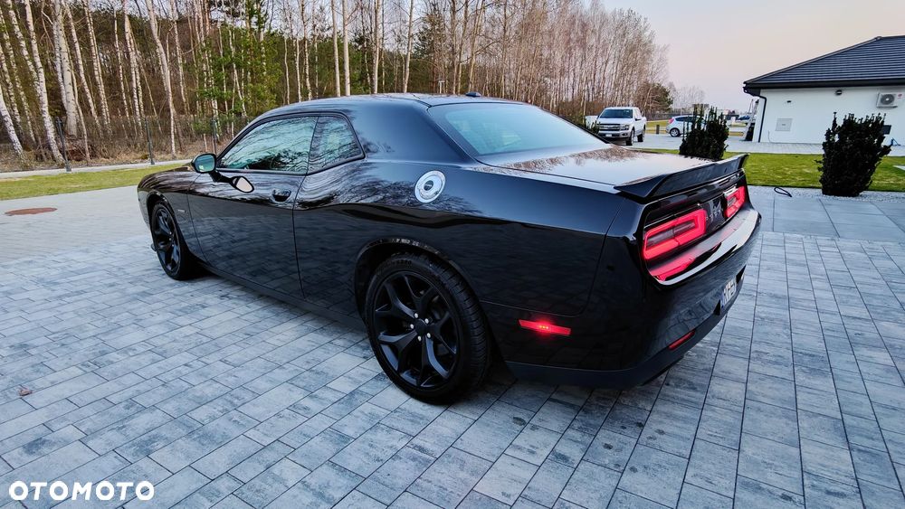 Dodge Challenger 5.7 R/T - 5
