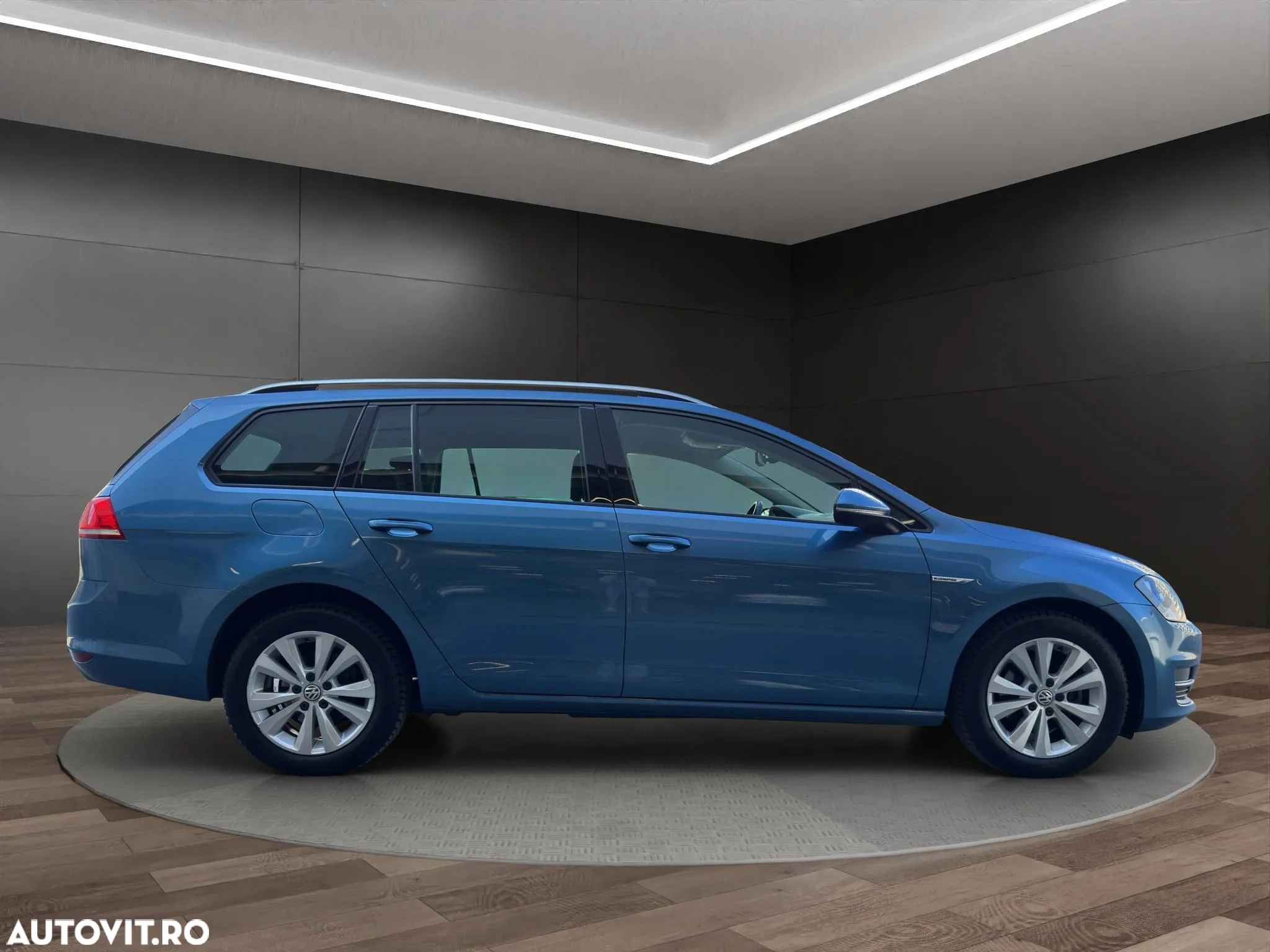 Volkswagen Golf 1.0 TSI BlueMotion DSG Comfortline - 18