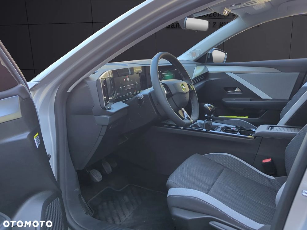 Opel Astra 1.2 T Elegance S&S - 14
