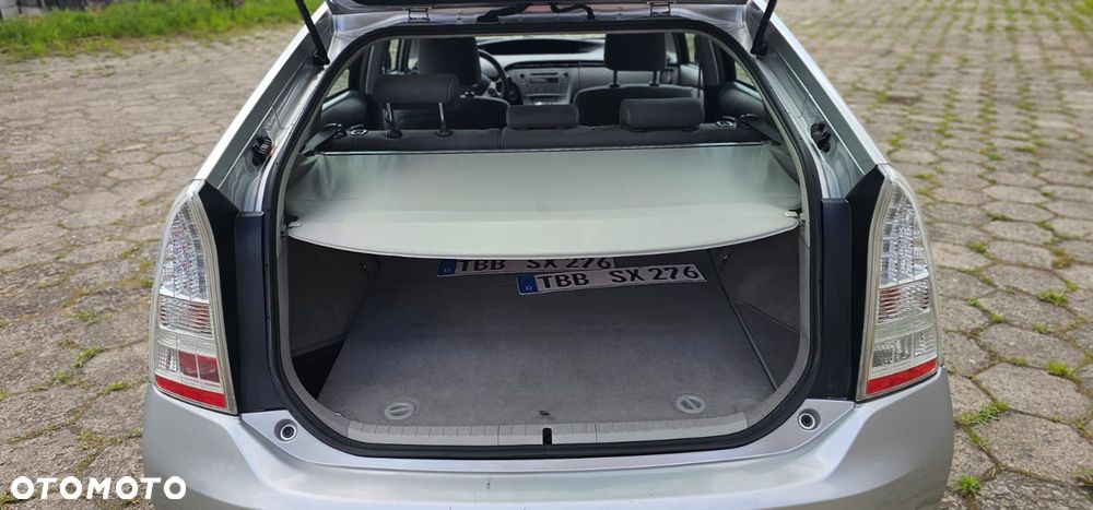 Toyota Prius - 13