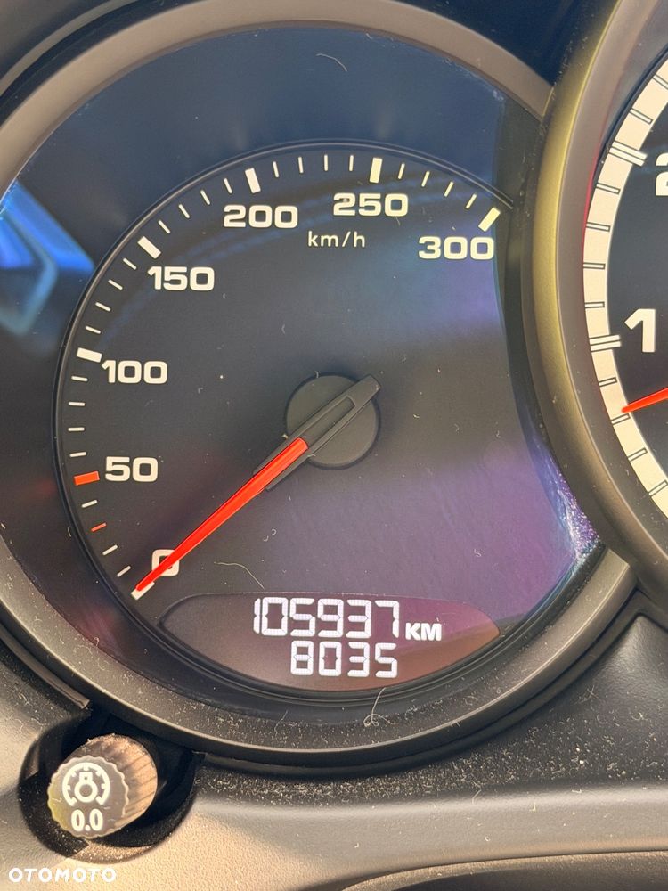 Porsche Macan Turbo - 6