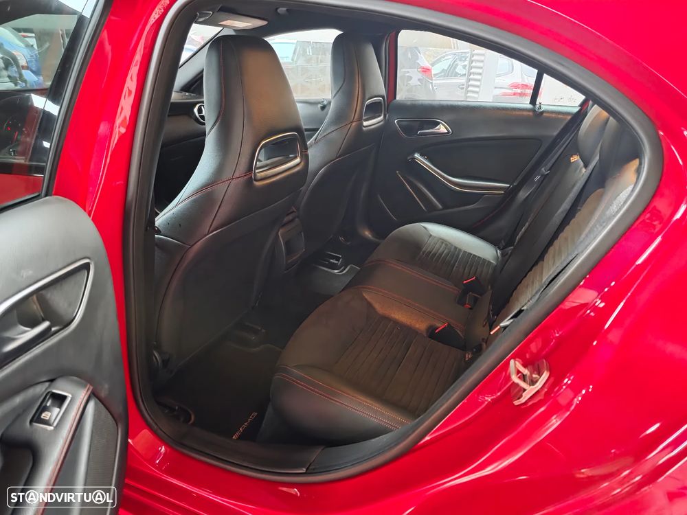 Mercedes-Benz A 200 CDI 7G-DCT AMG Line - 27