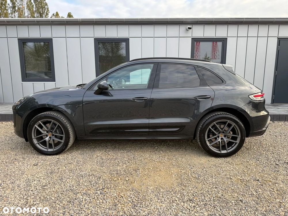 Porsche Macan Standard - 2