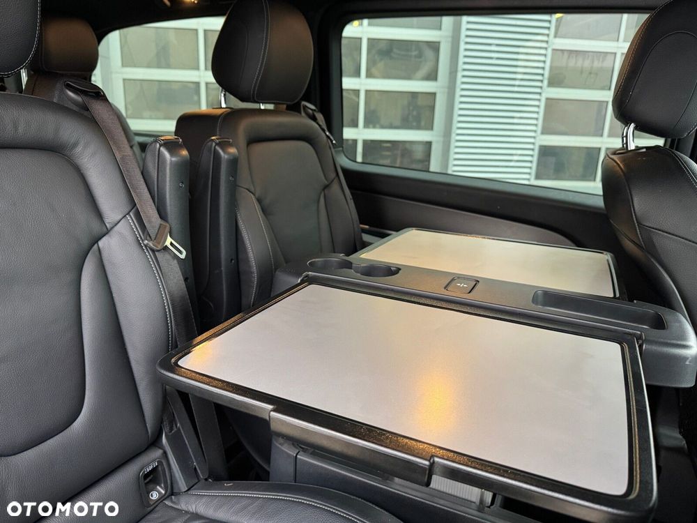 Mercedes-Benz Klasa V - 22