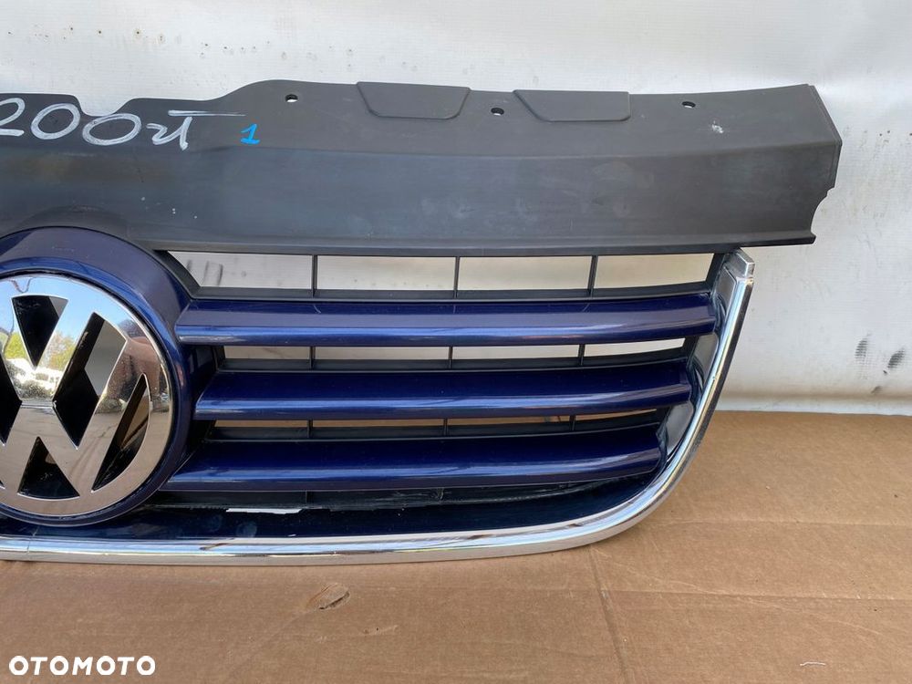 VW T5 CARAVELLE MULTIVAN 04- ATRAPA GRILL ORYGINAŁ METALIK 7H5A807101 - 2