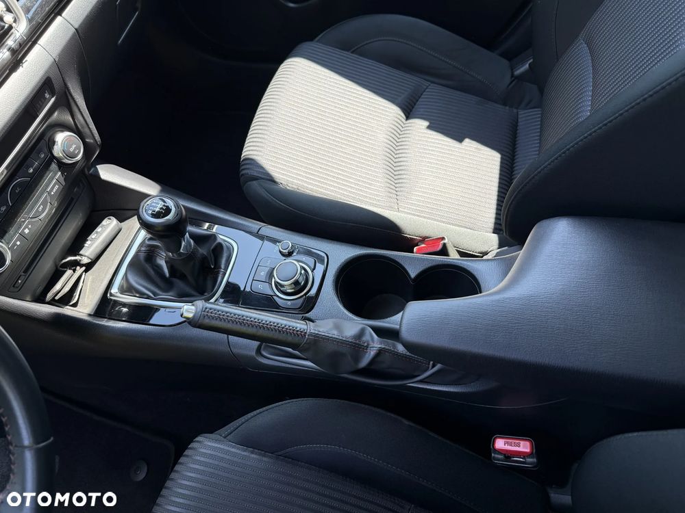 Mazda 3 2.0 Skyenergy EU6 - 10