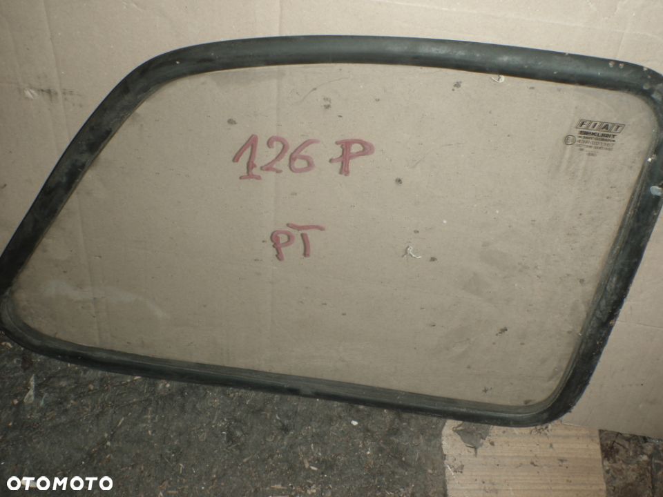szyba karoseryjna uszczelka szyby fiat 126p maluch 126 p Posiadam prawie wszystkie części do tego modelu - 2