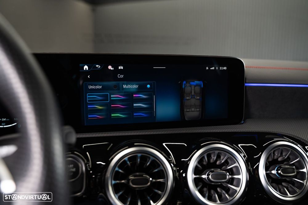 Mercedes-Benz CLA 250 e Shooting Brake AMG Line - 34