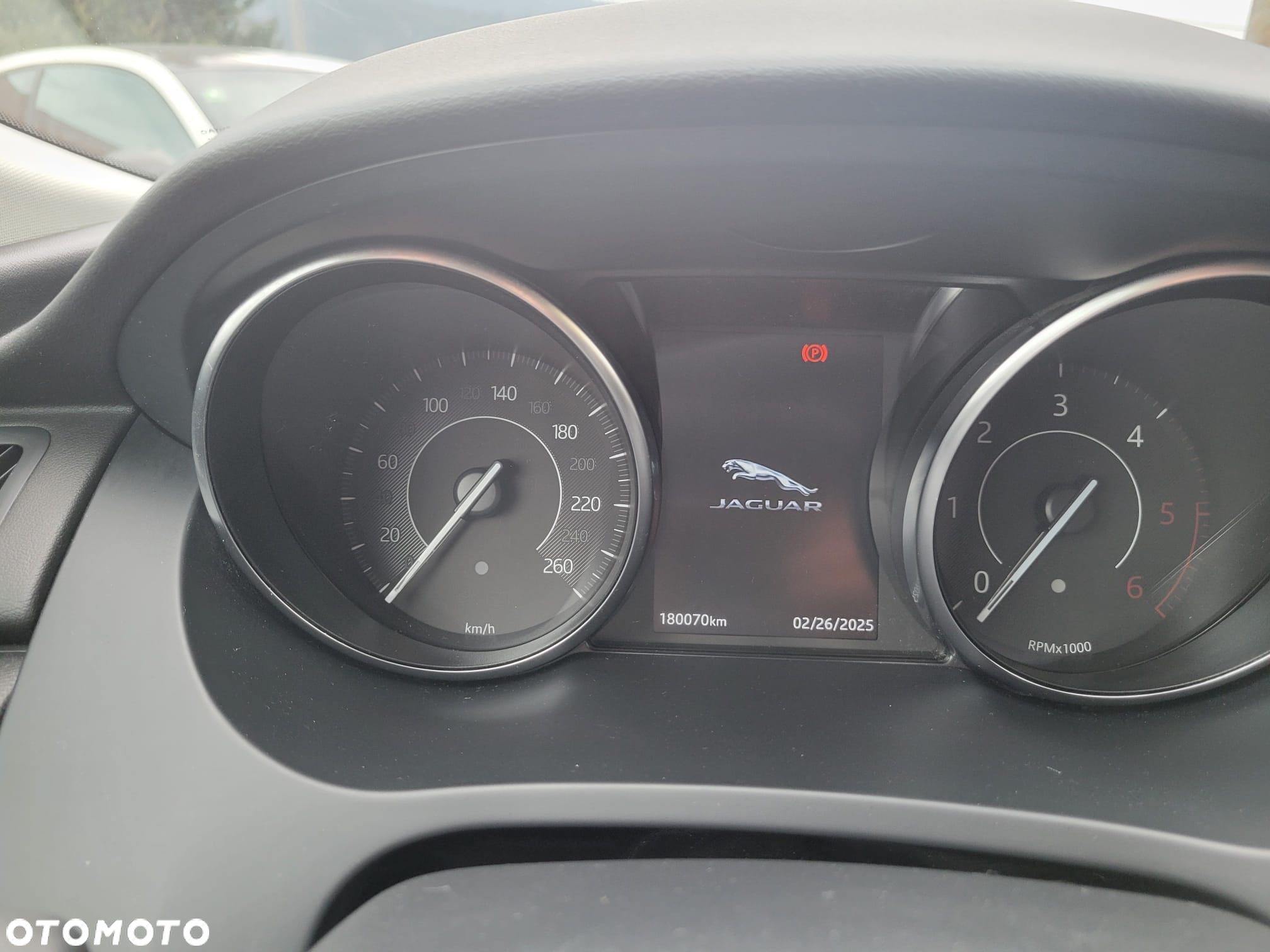 Jaguar E-Pace D150 AWD - 18