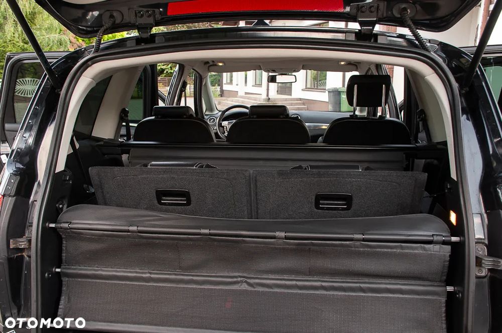Ford S-Max - 30