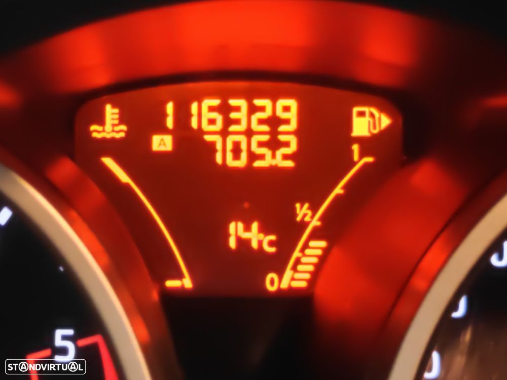 Nissan Juke 1.5 dCi Tekna Premium - 5