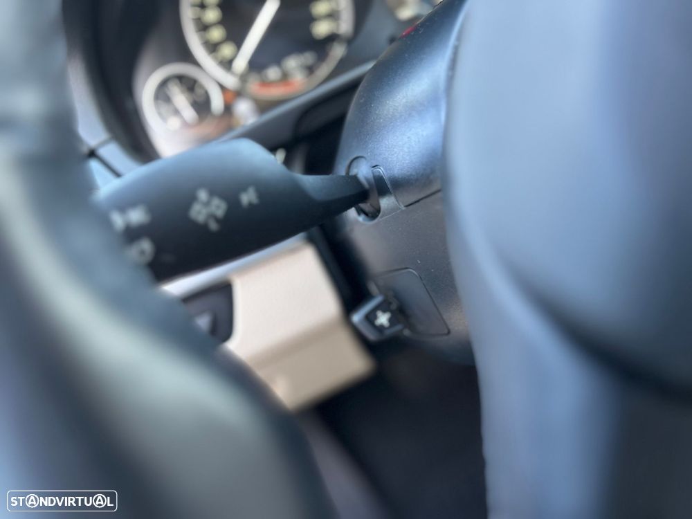 BMW 520 d Line Luxury Auto - 28