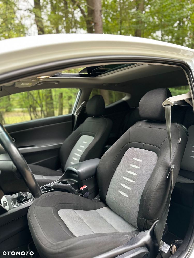 Kia Ceed - 31