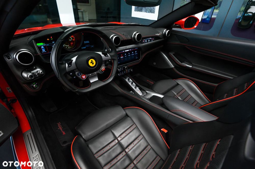 Ferrari Portofino M - 21