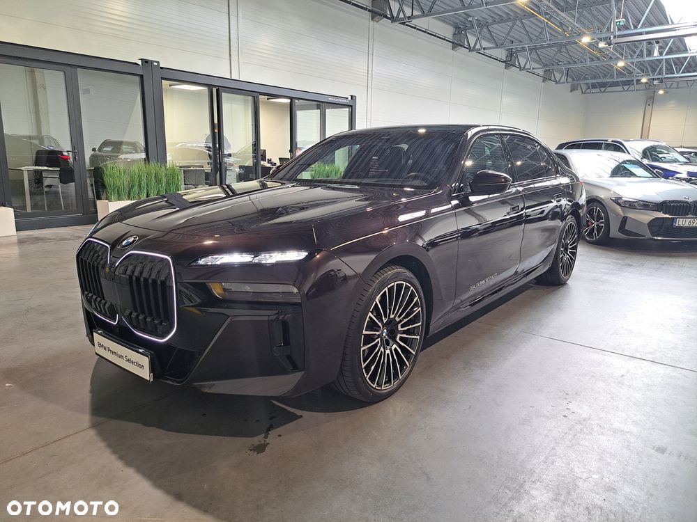 BMW Seria 7 740d xDrive mHEV Nero Lusso Edition sport - 2