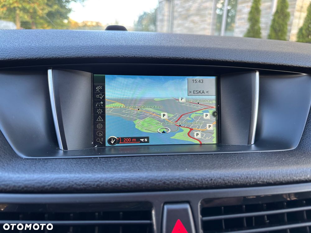 BMW X1 sDrive18d - 28