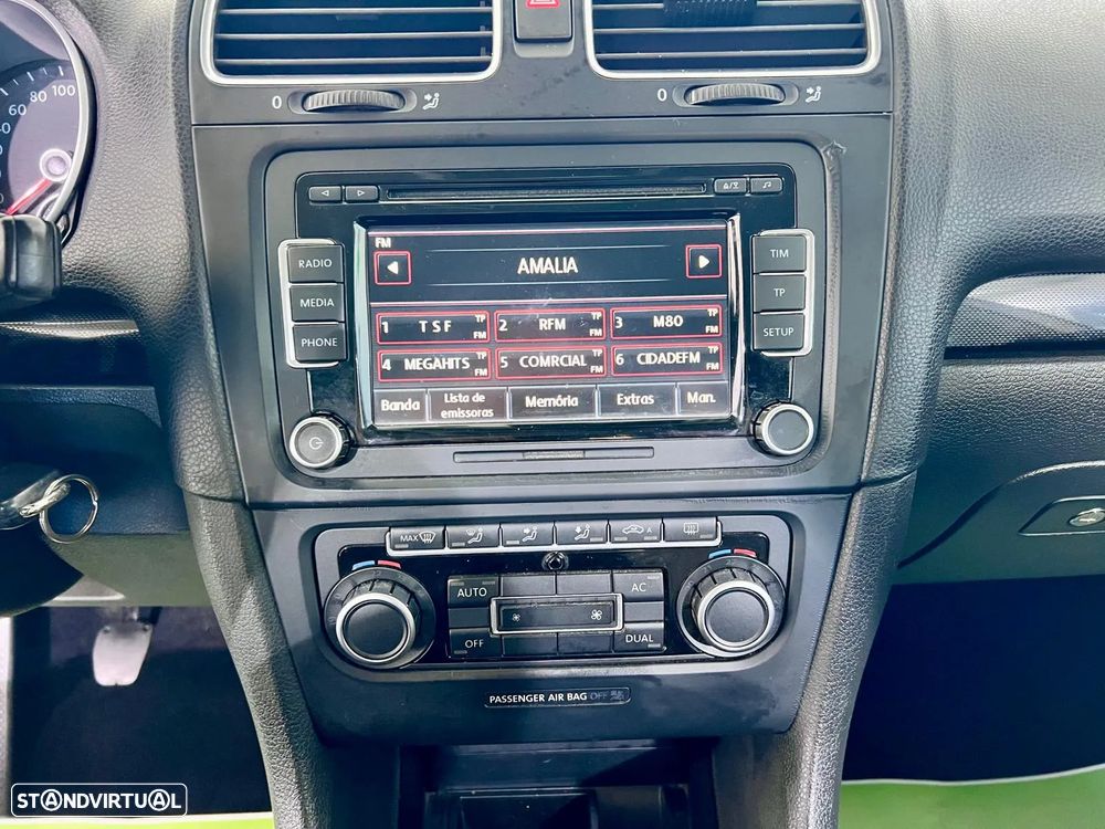 VW Golf Variant 1.6 TDi Confortline - 29