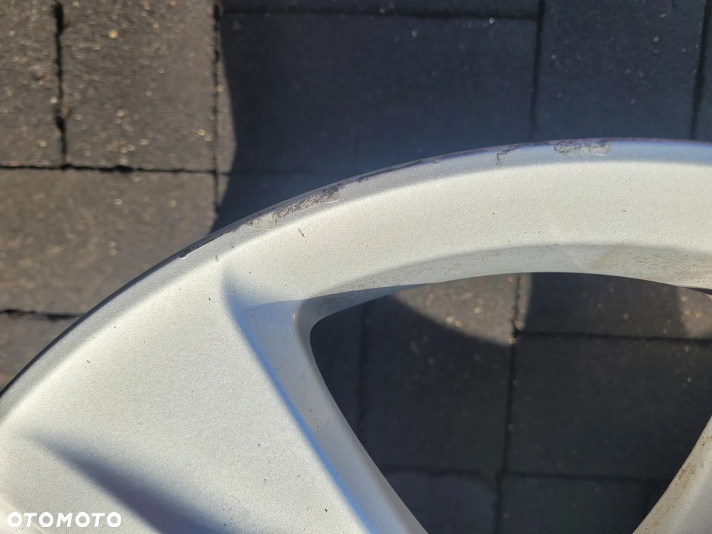 Honda accord VIII Felgi aluminiowe 7,5/17 cali 5x114,3 - 11
